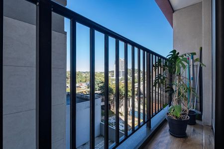 Studio para alugar com 24m², 1 quarto e sem vaga Studio para alugar com 24m², 1 quarto e sem vagaStudio - Varanda