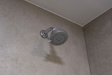 Studio para alugar com 24m², 1 quarto e sem vaga Studio para alugar com 24m², 1 quarto e sem vagaBanheiro