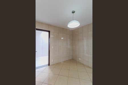 Casa à venda com 160m², 3 quartos e 1 vagaCopa