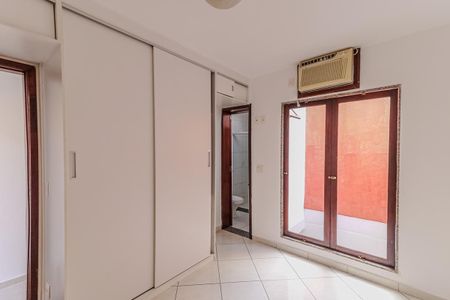 Casa à venda com 160m², 3 quartos e 1 vagaSuíte 2