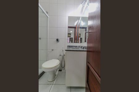 Casa à venda com 160m², 3 quartos e 1 vagaBanheiro da Suíte 1