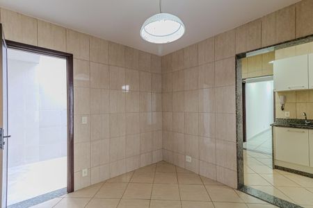 Casa à venda com 160m², 3 quartos e 1 vagaCopa