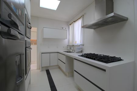 Apartamento à venda com 234m², 3 quartos e 4 vagasCozinha