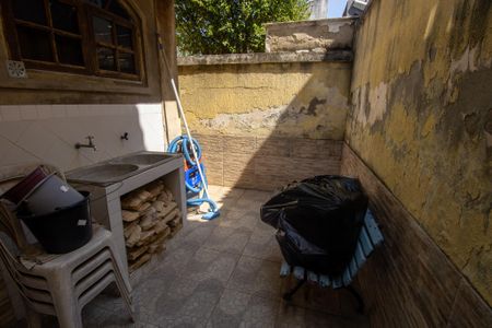 Casa de condomínio à venda com 240m², 3 quartos e 3 vagas Casa de condomínio à venda com 240m², 3 quartos e 3 vagasÁrea de Serviço