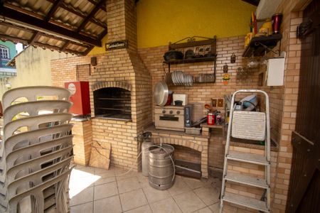 Casa de condomínio à venda com 240m², 3 quartos e 3 vagas Casa de condomínio à venda com 240m², 3 quartos e 3 vagasÁrea comum