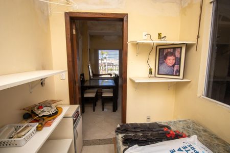 Casa de condomínio à venda com 240m², 3 quartos e 3 vagas Casa de condomínio à venda com 240m², 3 quartos e 3 vagasQuarto 1