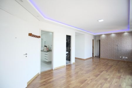 Apartamento para alugar com 86m², 2 quartos e 2 vagasSala