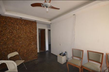 Apartamento para alugar com 40m², 2 quartos e 1 vagaSala