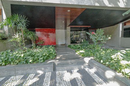 Apartamento à venda com 322m², 4 quartos e 2 vagasEntrada