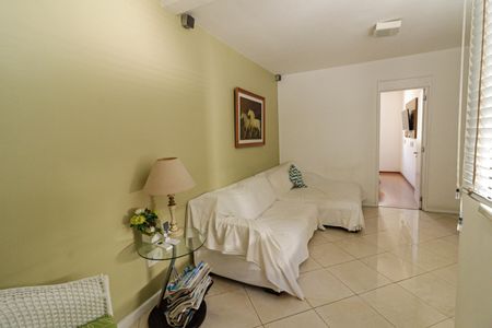 Apartamento à venda com 322m², 4 quartos e 2 vagasQuarto 1