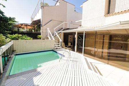 Apartamento à venda com 322m², 4 quartos e 2 vagasÁrea Gourmet