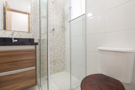 Casa de condomínio à venda com 72m², 3 quartos e 2 vagas Casa de condomínio à venda com 72m², 3 quartos e 2 vagasBanheiro Suíte