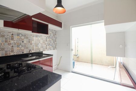 Casa de condomínio à venda com 72m², 3 quartos e 2 vagas Casa de condomínio à venda com 72m², 3 quartos e 2 vagasCozinha