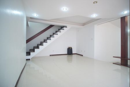 Casa à venda com 398m², 4 quartos e 6 vagasSala 2