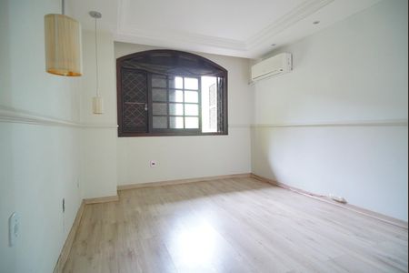 Casa à venda com 398m², 4 quartos e 6 vagas Suíte