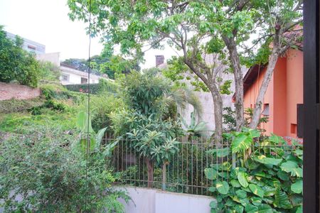 Casa à venda com 398m², 4 quartos e 6 vagasQuarto 2 - Vista