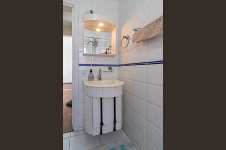 Apartamento à venda com 73m², 2 quartos e sem vagaBanheiro