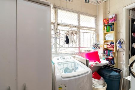 Apartamento à venda com 106m², 3 quartos e 1 vagaÁrea de Serviço