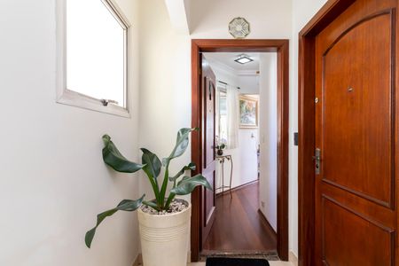 Apartamento à venda com 106m², 3 quartos e 1 vagaPorta de Entrada