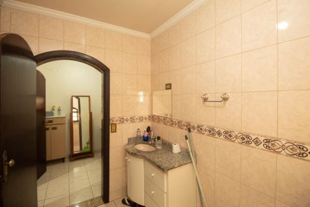 Casa para alugar com 510m², 5 quartos e 6 vagasBanheiro da Suíte 3