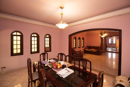 Casa para alugar com 510m², 5 quartos e 6 vagasSala de Jantar