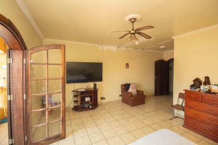 Casa para alugar com 510m², 5 quartos e 6 vagasSuíte 1