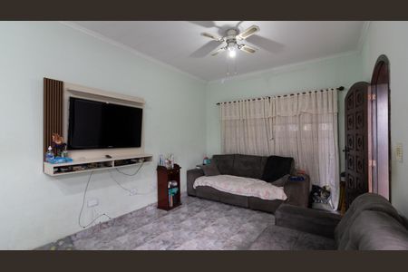 Casa à venda com 227m², 3 quartos e 2 vagasSala