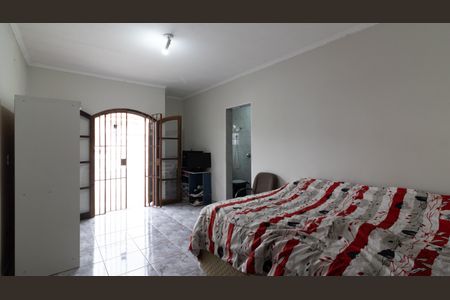 Casa à venda com 227m², 3 quartos e 2 vagasSuíte