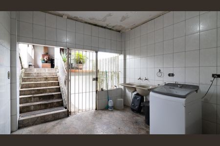 Casa à venda com 227m², 3 quartos e 2 vagasÁrea de Serviço