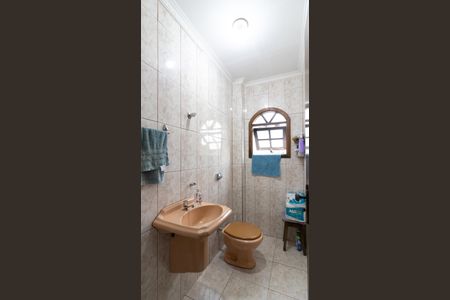 Casa à venda com 227m², 3 quartos e 2 vagasLavabo