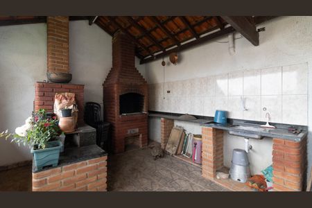 Casa à venda com 227m², 3 quartos e 2 vagasChurrasqueira