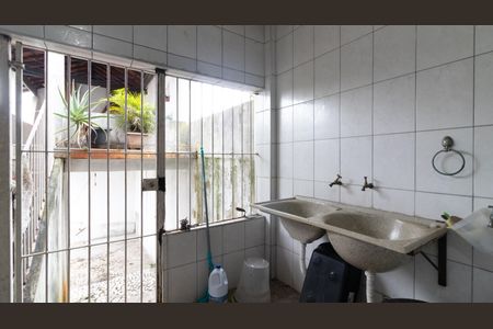 Casa à venda com 227m², 3 quartos e 2 vagasÁrea de Serviço