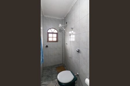 Casa à venda com 227m², 3 quartos e 2 vagasBanheiro da Suíte