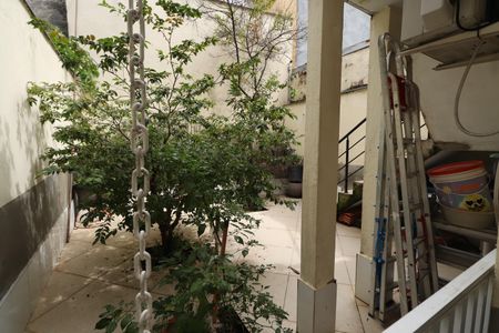 Casa à venda com 235m², 3 quartos e 2 vagasQuintal