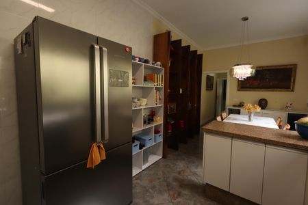 Casa à venda com 235m², 3 quartos e 2 vagasCozinha