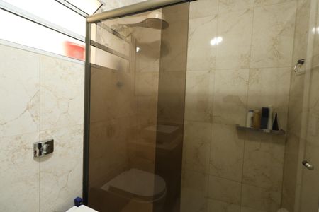 Casa à venda com 235m², 3 quartos e 2 vagasBanheiro 2