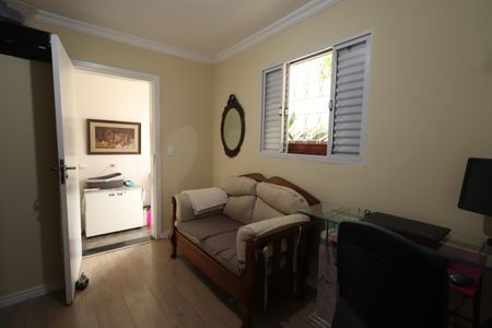 Casa à venda com 235m², 3 quartos e 2 vagasSala 2