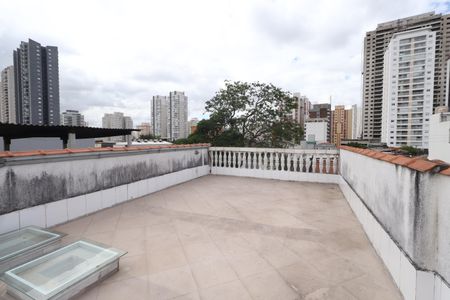 Casa à venda com 235m², 3 quartos e 2 vagasTerraço 2