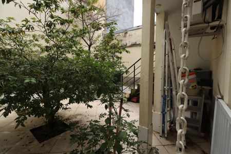 Casa à venda com 235m², 3 quartos e 2 vagasQuintal