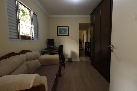 Casa à venda com 235m², 3 quartos e 2 vagasSala 2