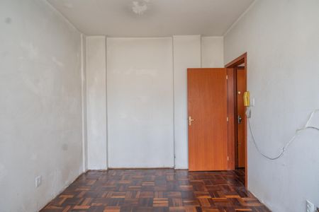 Apartamento à venda com 28m², 1 quarto e sem vagaSala/Quarto