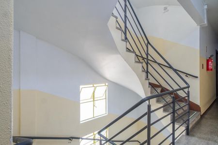 Apartamento à venda com 28m², 1 quarto e sem vagaEscadas