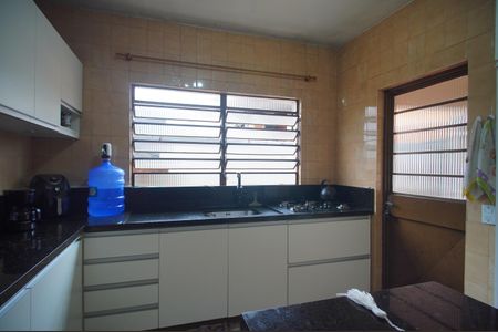 Casa à venda com 400m², 3 quartos e 4 vagasCozinha