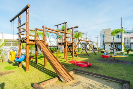 Casa de condomínio à venda com 166m², 3 quartos e 2 vagasÁrea comum - Playground