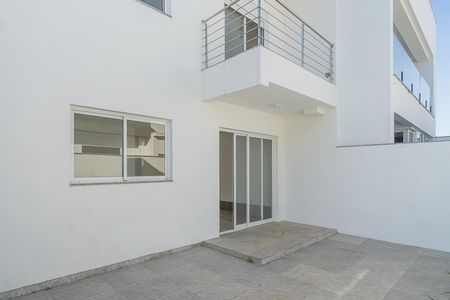 Casa de condomínio à venda com 166m², 3 quartos e 2 vagasQuintal
