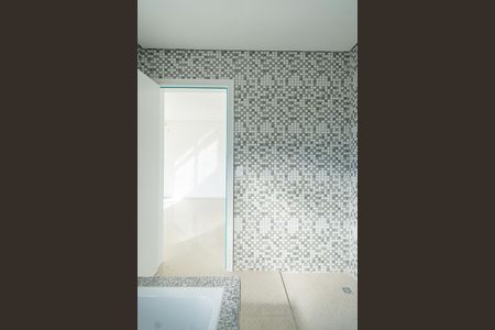 Casa de condomínio à venda com 166m², 3 quartos e 2 vagasBanheiro da Suíte