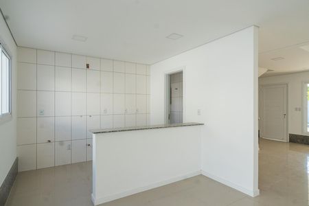 Casa de condomínio à venda com 166m², 3 quartos e 2 vagasCozinha e Área de Serviço