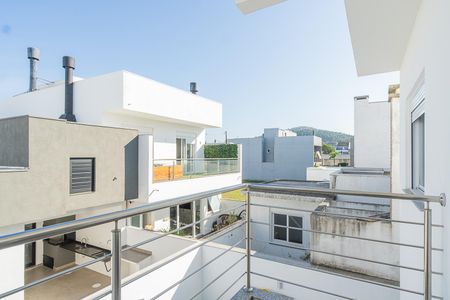 Casa de condomínio à venda com 166m², 3 quartos e 2 vagasVaranda do Quarto 2