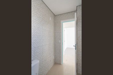 Casa de condomínio à venda com 166m², 3 quartos e 2 vagasBanheiro Social