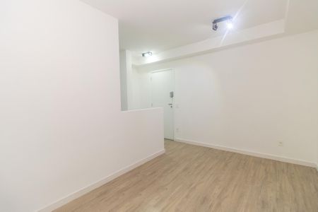 Apartamento à venda com 38m², 1 quarto e 1 vaga Apartamento à venda com 38m², 1 quarto e 1 vagaSala